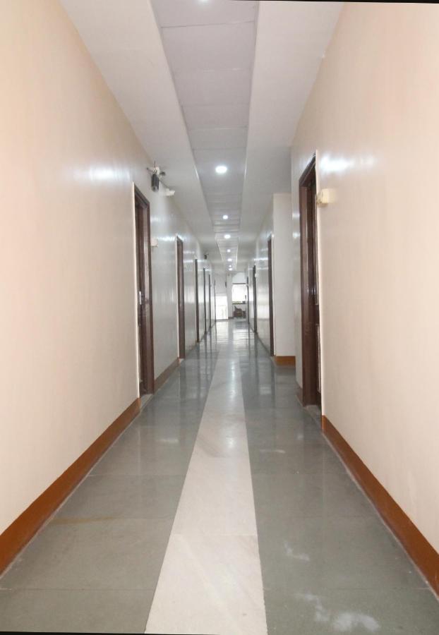 Hotel Gomatgiri Aurangābād Exterior foto